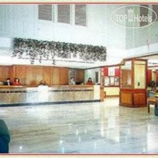 Фото отеля Sawaddi Patong Resort 3*