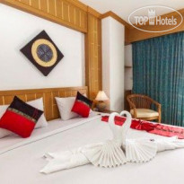 Azure Phuket Hotel 