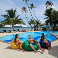 Centra by Centara Coconut Beach Resort Samui 