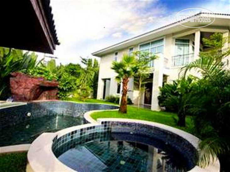 Фотографии отеля  Beach House Pattaya 2*