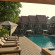 B2 Ayatana Premier Resort Терраса у бассейна