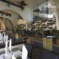 Golden Tulip Al Jazira Hotel & Resort Brasserie on Zero Restaurant