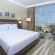 Hilton Garden Inn Dubai Al Muraqabat Номер