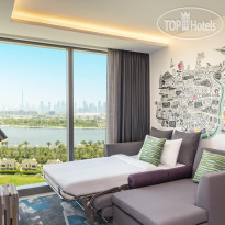 Aloft Dubai Creek Savvy Suite, sofa bed