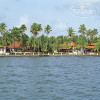 Cocobay Resort 