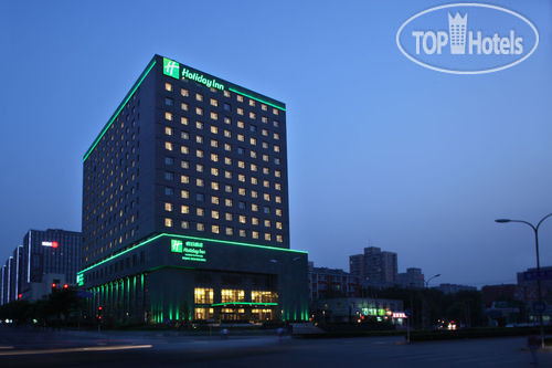 Фотографии отеля  Holiday Inn Beijing Deshengmen 4*