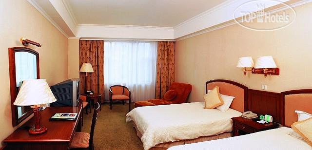 Фотографии отеля  Riverside Hotel Shanghai 3*
