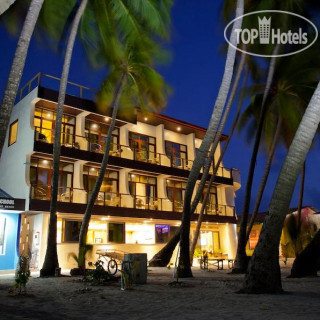 Фото отеля Kaani Beach Hotel 4*
