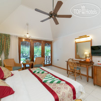 Fihalhohi Island Resort Premium room
