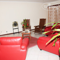 Carana Hilltop Villa Sitting area