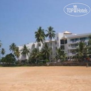 Фото отеля Induruwa Beach Resort 3*