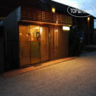 Фото отеля Meneres Motel 3*