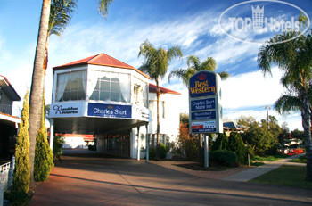 Фотографии отеля  Best Western Charles Sturt Suites & Apartments 4*