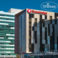 Travelodge Docklands Melbourne Hotel 3*