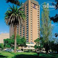 Pullman Melbourne on the Park 4*