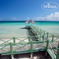 Memories Flamenco Beach Resort 