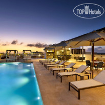 Residence Inn Cancun Hotel Zone бассейн на крыше - 2