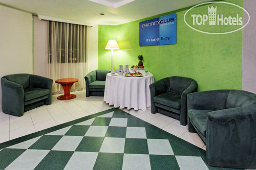 Фотографии отеля  Holiday Inn Mexico Toreo-Satelite 3*
