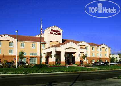 Фотографии отеля  Hampton Inn & Suites Redding 2*