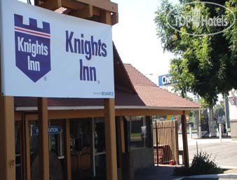 Фотографии отеля  Knights Inn Fresno 2*