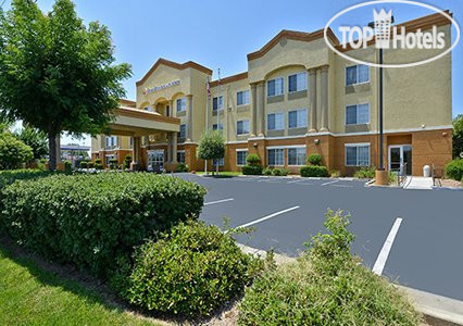 Фотографии отеля  Comfort Inn & Suites Sacramento 2*