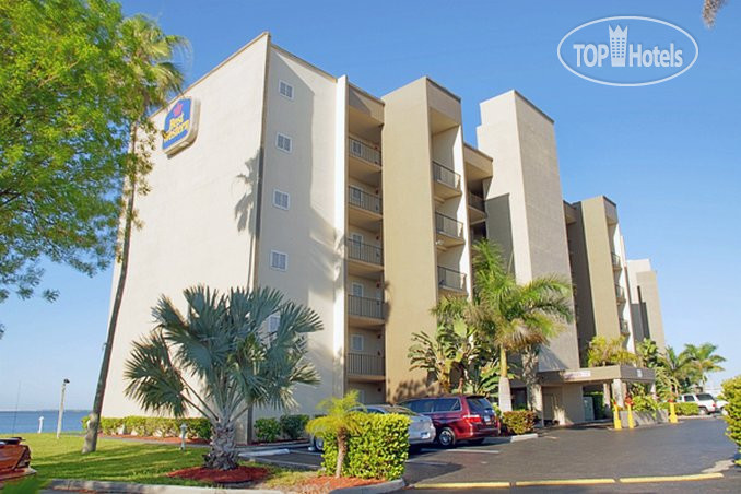 Фотографии отеля  Best Western Fort Myers Waterfront 2*