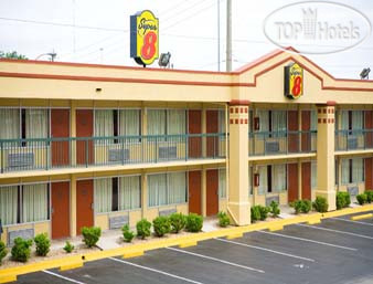 Фотографии отеля  Super 8 Jacksonville Downtown Area 2*