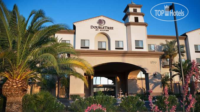 Фотографии отеля  DoubleTree by Hilton Hotel Phoenix - Gilbert 3*