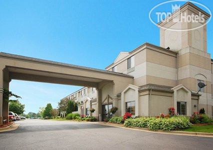 Фотографии отеля  Sleep Inn & Suites Grand Rapids 2*