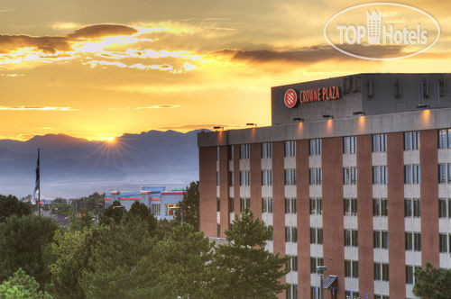 Фотографии отеля  Crowne Plaza Denver International Airport 3*