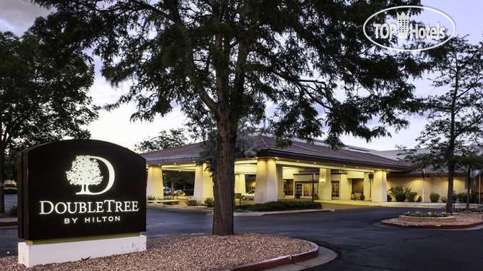 Фотографии отеля  DoubleTree by Hilton Colorado Springs 3*