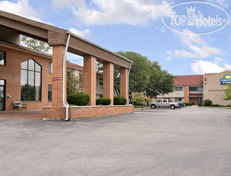 Фотографии отеля  Days Inn & Suites Indianapolis, Castleton 3*