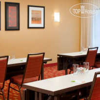 Courtyard by Marriott Indianapolis Airport 