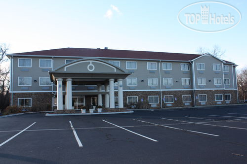 Фотографии отеля  Holiday Inn Express Ludlow - Chicopee Area  2*