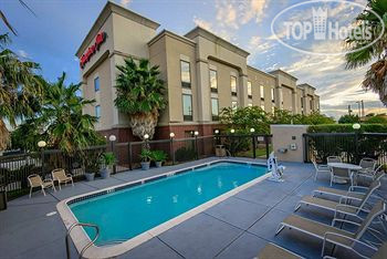 Фотографии отеля  Hampton Inn Houston-Pearland 3*