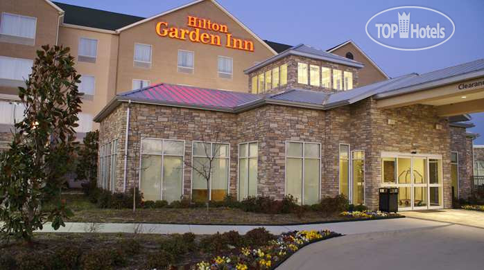 Фотографии отеля  Hilton Garden Inn Denton 3*