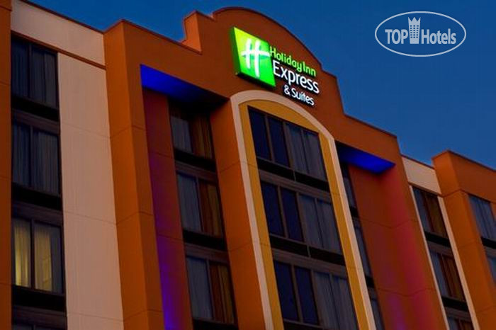 Фотографии отеля  Holiday Inn Express Hotel & Suites Dallas Ft. Worth Airport South 2*