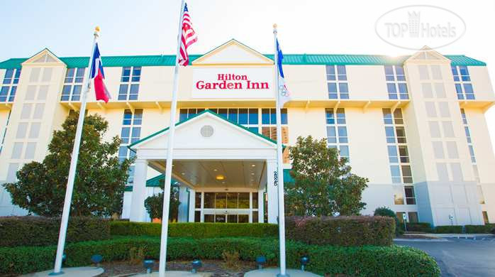 Фотографии отеля  Hilton Garden Inn Dallas/Market Center 3*