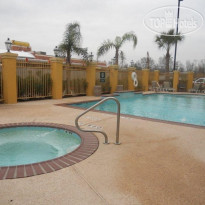 La Quinta Inn & Suites Beaumont West 