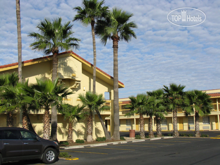 Фотографии отеля  La Quinta Inn Laredo I-35 2*