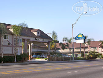 Фотографии отеля  Days Inn Long Beach City Center 3*