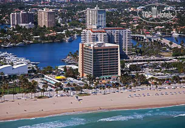 Фотографии отеля  Courtyard Fort Lauderdale Beach 3*