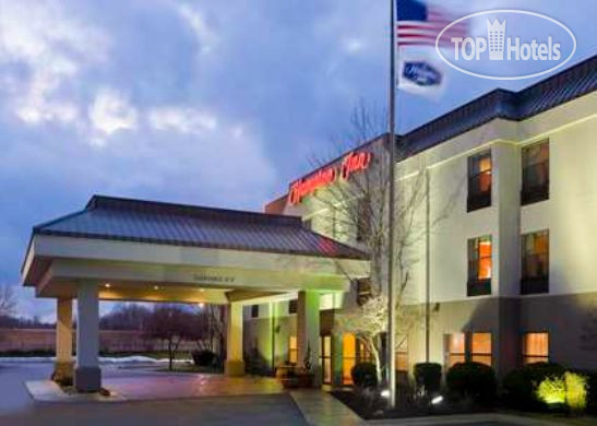 Фотографии отеля  Hampton Inn Akron-Fairlawn 2*