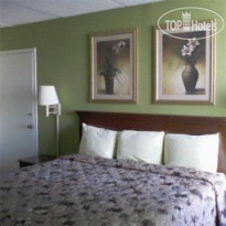 Clean Stay Inn & Suites Kingsland Номер