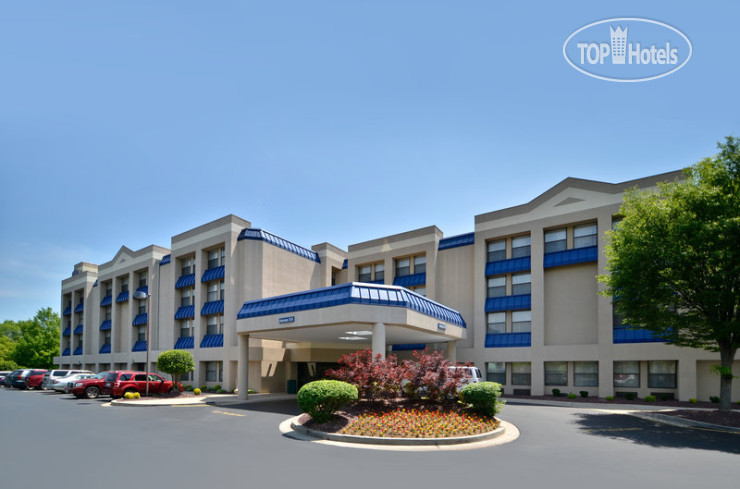 Фотографии отеля  Best Western Plus Baltimore Washington Airport 3*