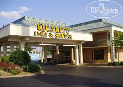 Фотографии отеля  Quality Inn & Suites 2*