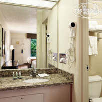 Baymont Inn & Suites Nashville Airport / Briley 