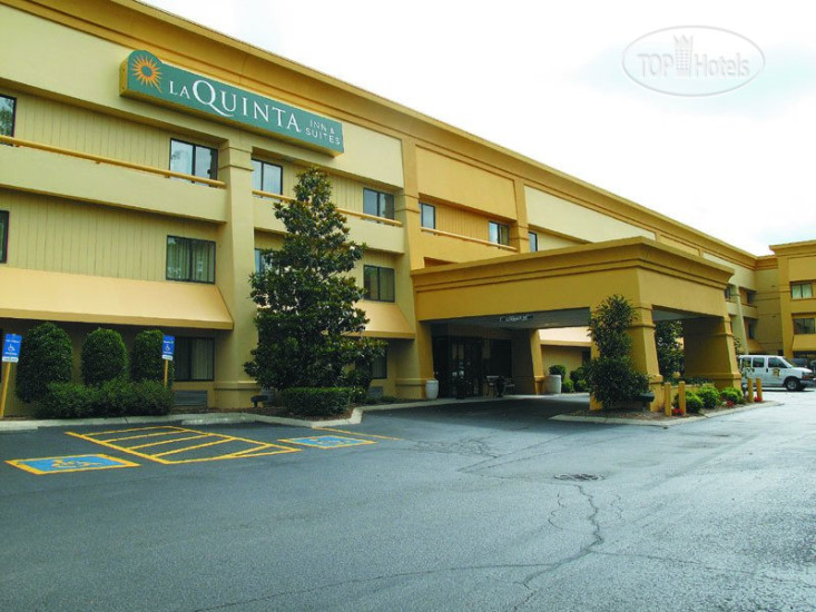 Фотографии отеля  La Quinta Inn & Suites Nashville Airport 2*