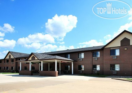 Фотографии отеля  Econo Lodge Inn & Suites Dubuque 2*