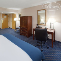 Holiday Inn Express Des Moines-At Drake University 